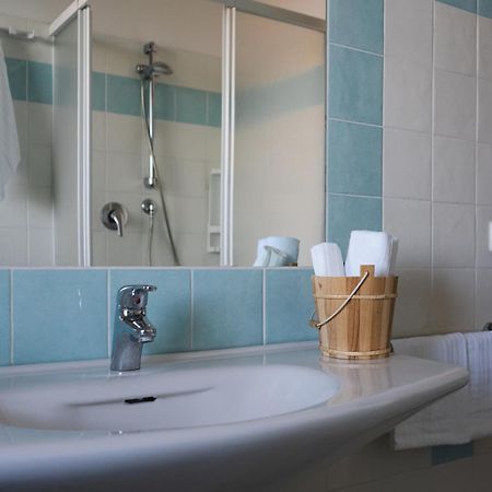 Residence Pineta Verde Milano Marittima Bagian luar foto