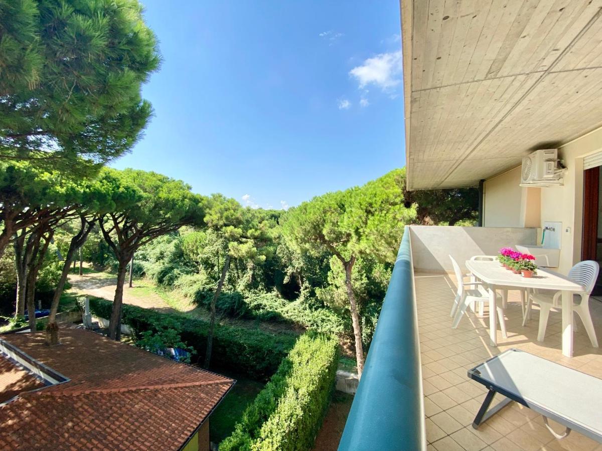 Residence Pineta Verde Milano Marittima Bagian luar foto