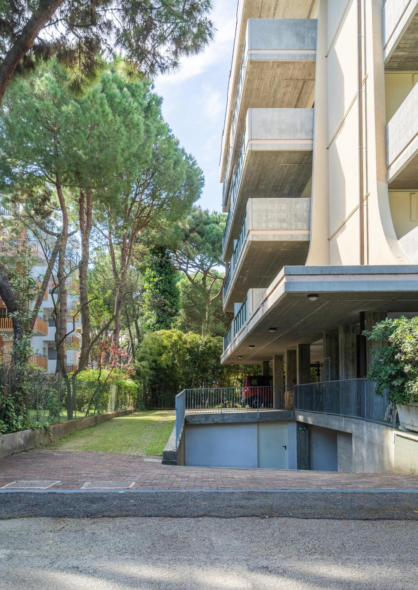 Residence Pineta Verde Milano Marittima Bagian luar foto